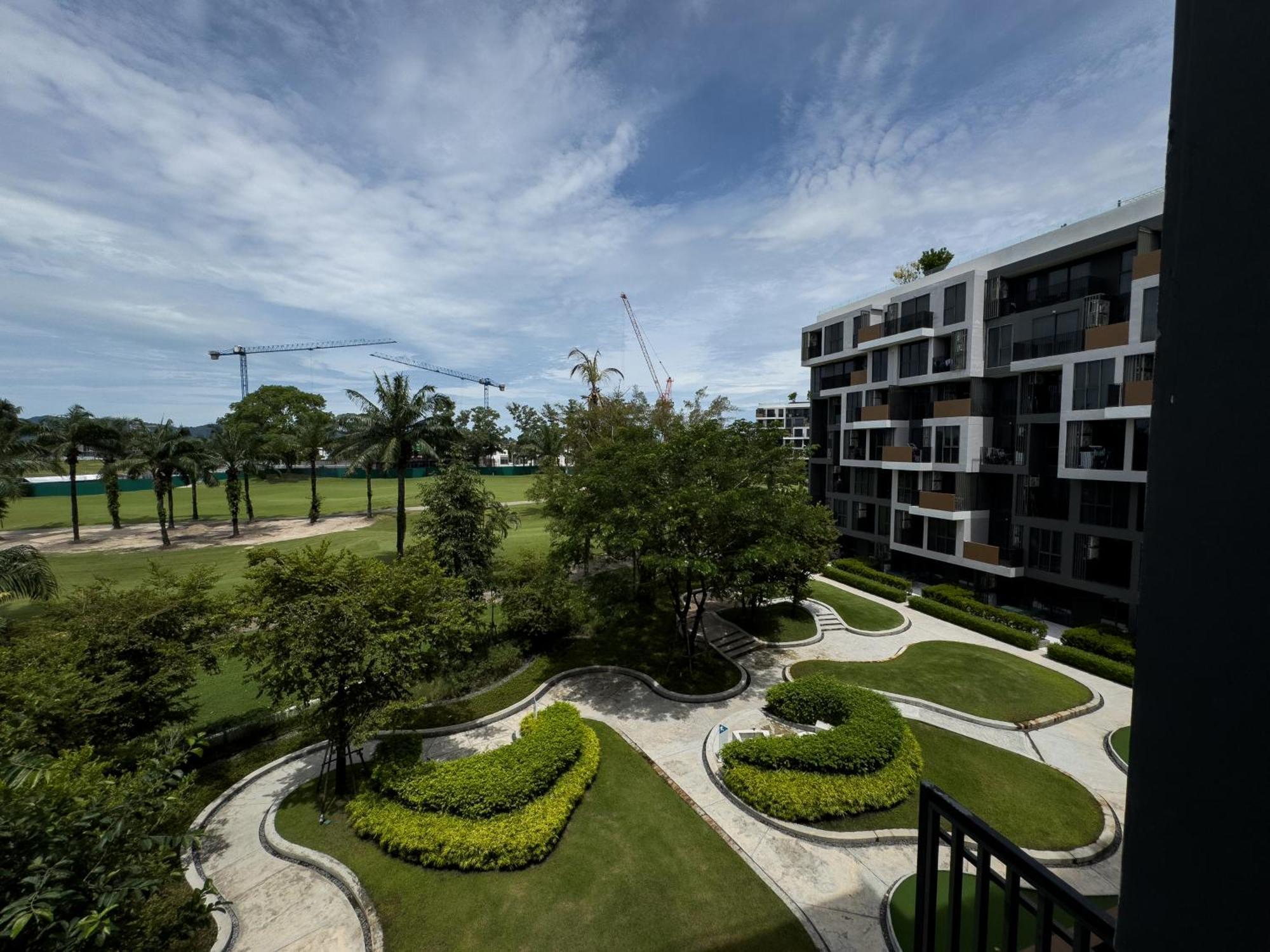 Skypark Laguna Apartments Bangtao 방타오 비치 외부 사진